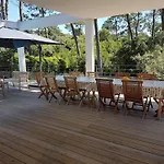 California Piscine Chauffee 14x4m Moulleau Abatilles 10 Pers *