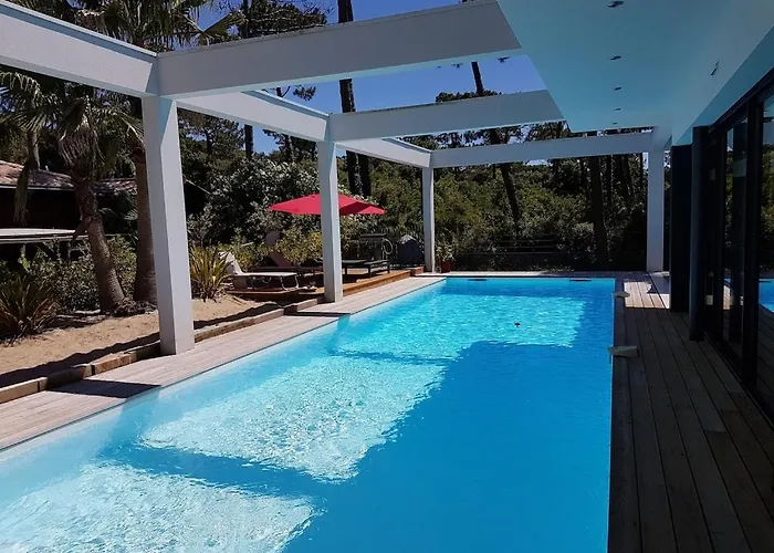California Piscine Chauffee 14x4m Moulleau Abatilles 10 Pers Villa