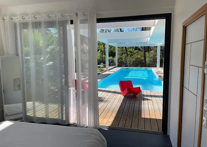 California Piscine Chauffee 14x4m Moulleau Abatilles 10 Pers Villa Arcachon